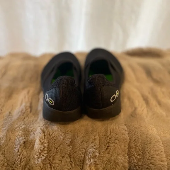 OOFOS Black OOmg eeZee Low Water Shoes 6 - Picture 8 of 8